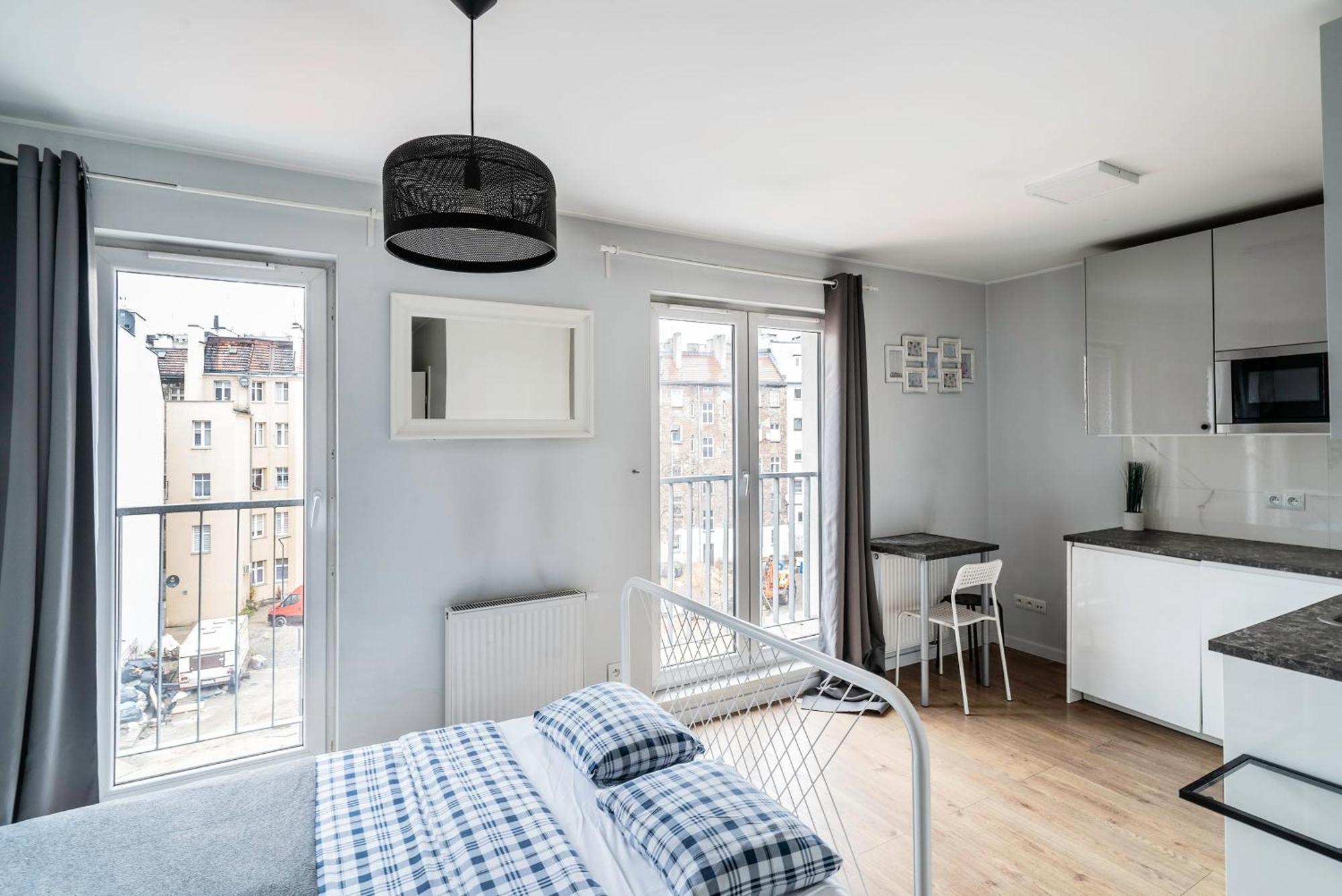 Smart Rental Management Apartments - City Center 弗罗茨瓦夫 外观 照片